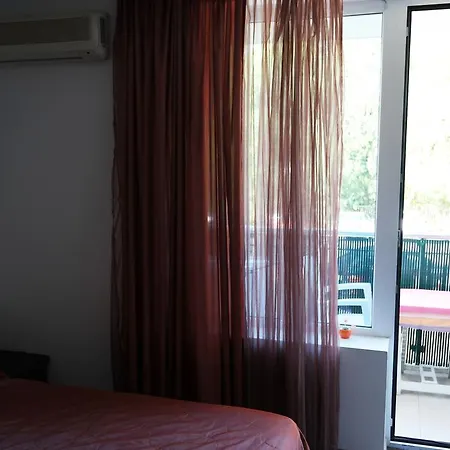2-room In Sarafovo Lejlighed *